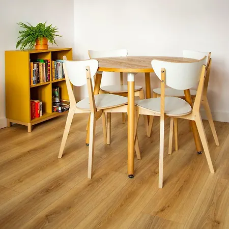 公寓 Centrally Located Island