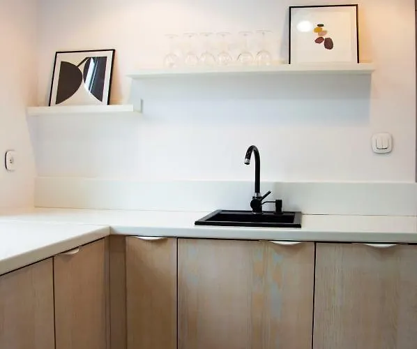 Centrally Located Island Apartman Gdańsk